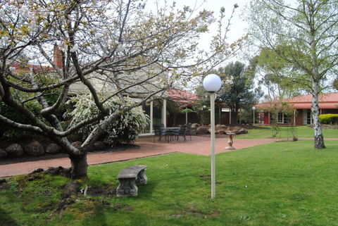 Grange Burn Motel - Perisher Accommodation 6