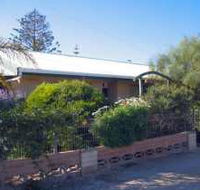 Smoky Bay Seaside Cottage