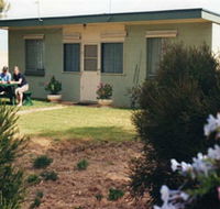Oaklands Fishing Cottage - Perisher Accommodation