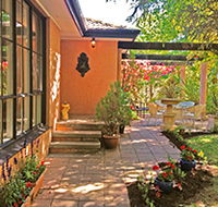 Adelaide Hills Retreats - Villa Lemoni - Perisher Accommodation