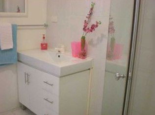 Blue Wren Cottage - Broken Hill - Perisher Accommodation 1