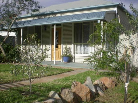 Kookaburra Cottage - Broken Hill - Perisher Accommodation 4