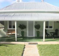 Unique Outback Cottages - Hebbard Cottage - Perisher Accommodation