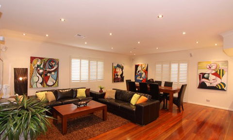 Ocean Paradise Holiday House - Perisher Accommodation 4