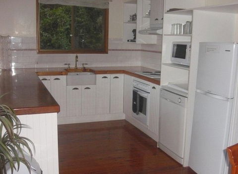 Cosy Cottage - Holiday Home - Perisher Accommodation 4