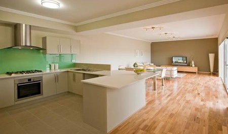 Champion Lakes Accommodation Waterside - Perisher Accommodation 2