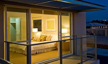 Champion Lakes Accommodation Waterside - Perisher Accommodation 3