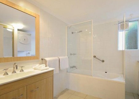 Golden Shores Holiday Club - Perisher Accommodation 1