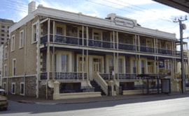 Glenelg Beach Hostel - Perisher Accommodation 0