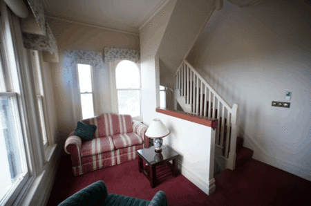 The Yarra Glen Grand Hotel - Perisher Accommodation 3