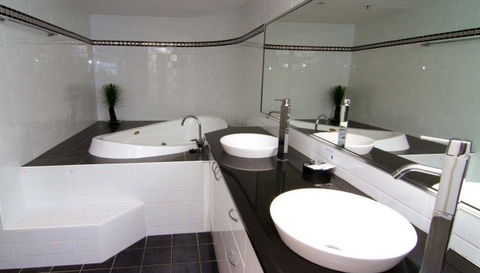 Victoria Square Luxury Apartments - Perisher Accommodation 2