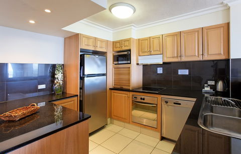 La Grande Apartments Broadbeach - Perisher Accommodation 2