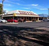 Royal Hotel Narromine - Perisher Accommodation