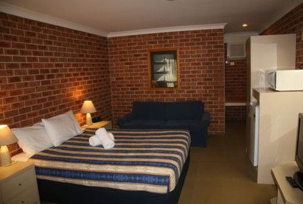 Comfort Inn Lake Macquarie - Perisher Accommodation 0