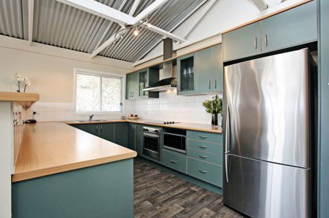 Coral Sands Luxury Beach House - Perisher Accommodation 2