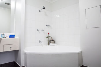 Adara Hotels Apartments - Perisher Accommodation 5