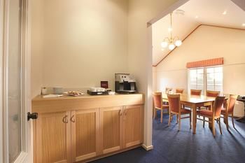 Best Western Plus Buckingham International - Perisher Accommodation 12