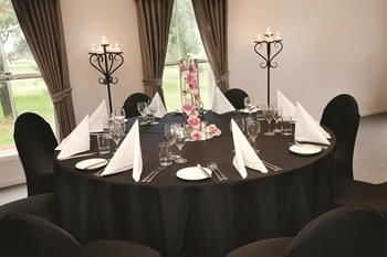 Best Western Plus Buckingham International - Perisher Accommodation 14