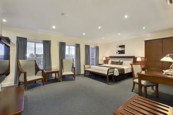 Best Western Plus Buckingham International - Perisher Accommodation 20