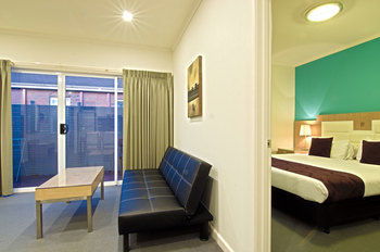Buckingham International Serviced Apartments - Perisher Accommodation 11