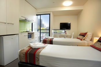 City Edge North Melbourne - Perisher Accommodation 4