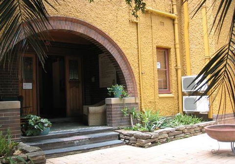 Sinclairs Of Burwood Bed And Breakfast - Perisher Accommodation 3