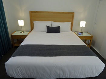 Best Western Fawkner Suites & Serviced Apartments - Perisher Accommodation 0