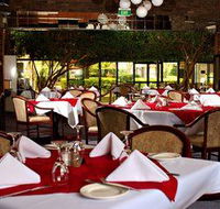 Airport Motel Sir Francis Drake