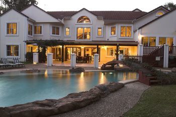 Kingfishers Manor @ Noosa - Perisher Accommodation 13