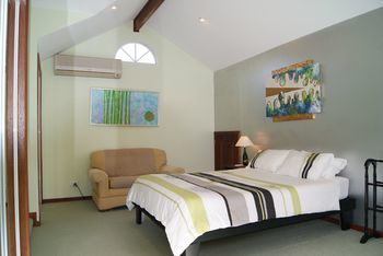 Kingfishers Manor @ Noosa - Perisher Accommodation 15