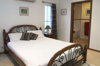 Kingfishers Manor @ Noosa - Perisher Accommodation 19