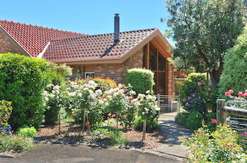 Langbrook Estate Cottages - Perisher Accommodation 7