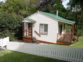 Apple Tree Cottage & Studio - Perisher Accommodation 7