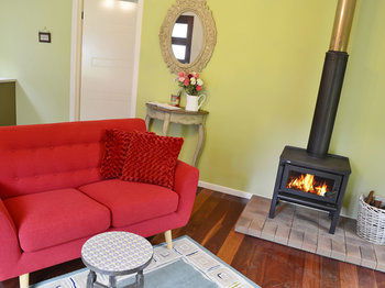 Apple Tree Cottage & Studio - Perisher Accommodation 14