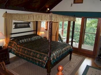 Maleny Tropical Retreat Balinese B&b - Perisher Accommodation 5