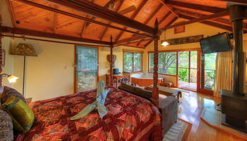 Maleny Tropical Retreat Balinese B&b - Perisher Accommodation 13