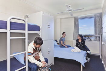 Melbourne Metro YHA - Hostel - Perisher Accommodation 15