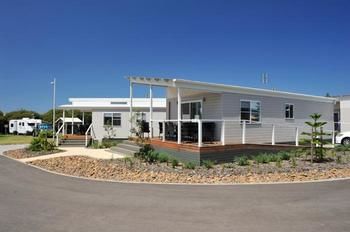 Stockton Beach Holiday Park - Perisher Accommodation 0