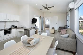 Stockton Beach Holiday Park - Perisher Accommodation 2