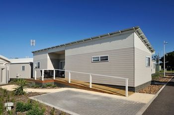 Stockton Beach Holiday Park - Perisher Accommodation 7