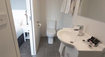 CH On Peel Boutique Hotel - Perisher Accommodation 0
