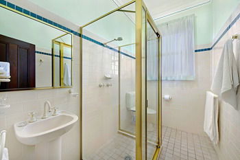 CBC Bed & Breakfast & Cafe - Perisher Accommodation 10
