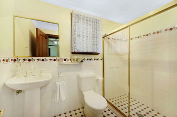 CBC Bed & Breakfast & Cafe - Perisher Accommodation 11