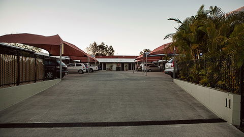 BEST WESTERN Caboolture Central Motor Inn - Perisher Accommodation 3