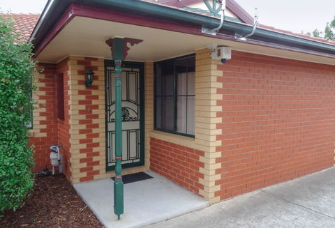 BEST WESTERN Fawkner Airport Motor Inn And Serviced Apartments - Perisher Accommodation 0