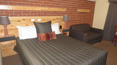 AAT 28 Goldsmith Hotel - Perisher Accommodation 0