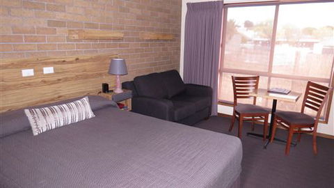 AAT 28 Goldsmith Hotel - Perisher Accommodation 3