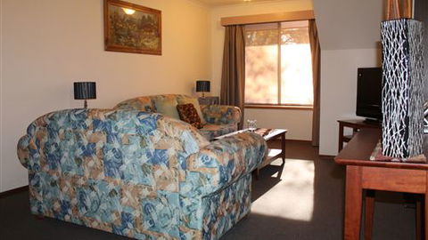 AAT 28 Goldsmith Hotel - Perisher Accommodation 5