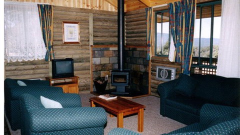 Happy Wanderer Holiday Resort - Perisher Accommodation 5