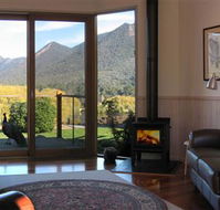Cathedral Valley Farm - Perisher Accommodation